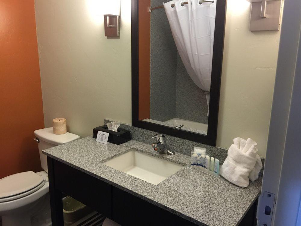 Sleep Inn & Suites Page At Lake Powell Exteriör bild