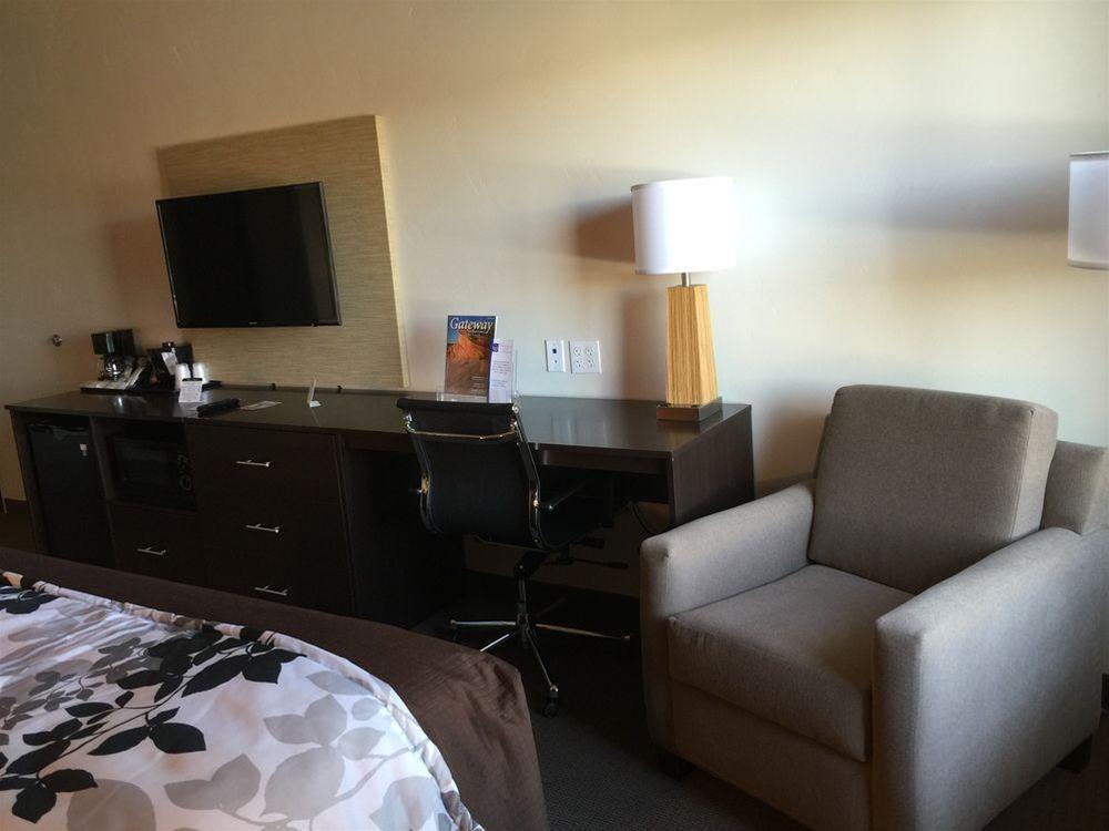 Sleep Inn & Suites Page At Lake Powell Exteriör bild